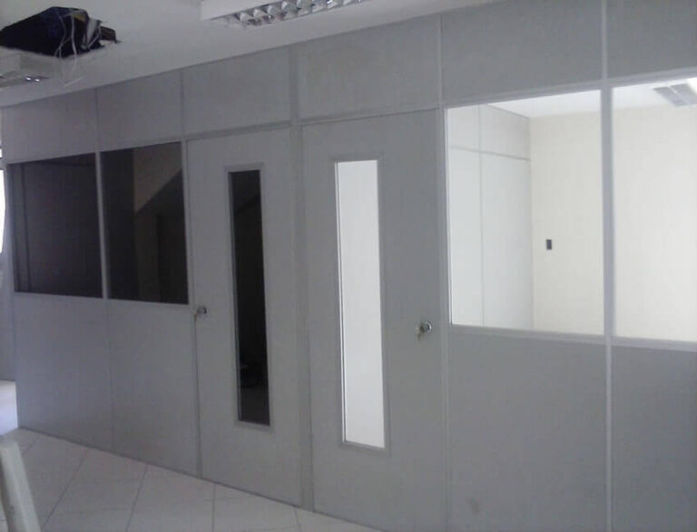 Divisoria com Visor Vertival