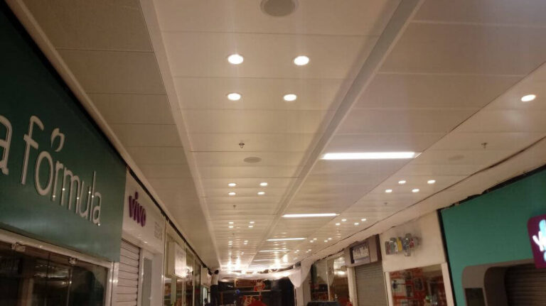 Forro Metalico Hunter Douglas Shoppping Lapa