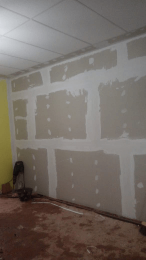 Parede de Drywall com pl Horizontal